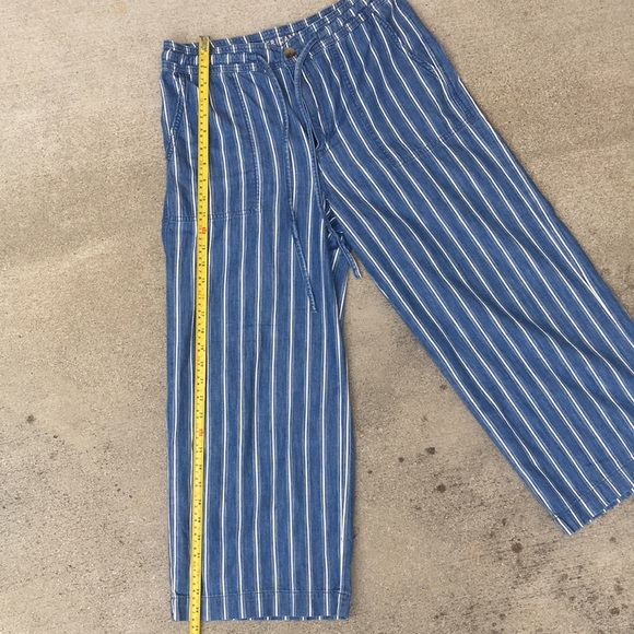 American Eagle pants - Picture 5 of 8